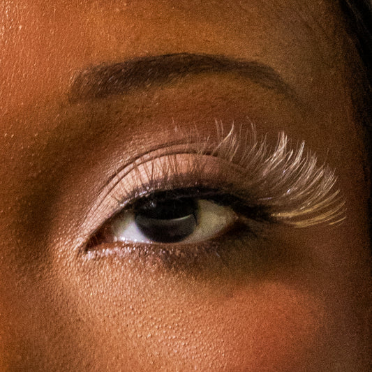 Cinnamon Lash